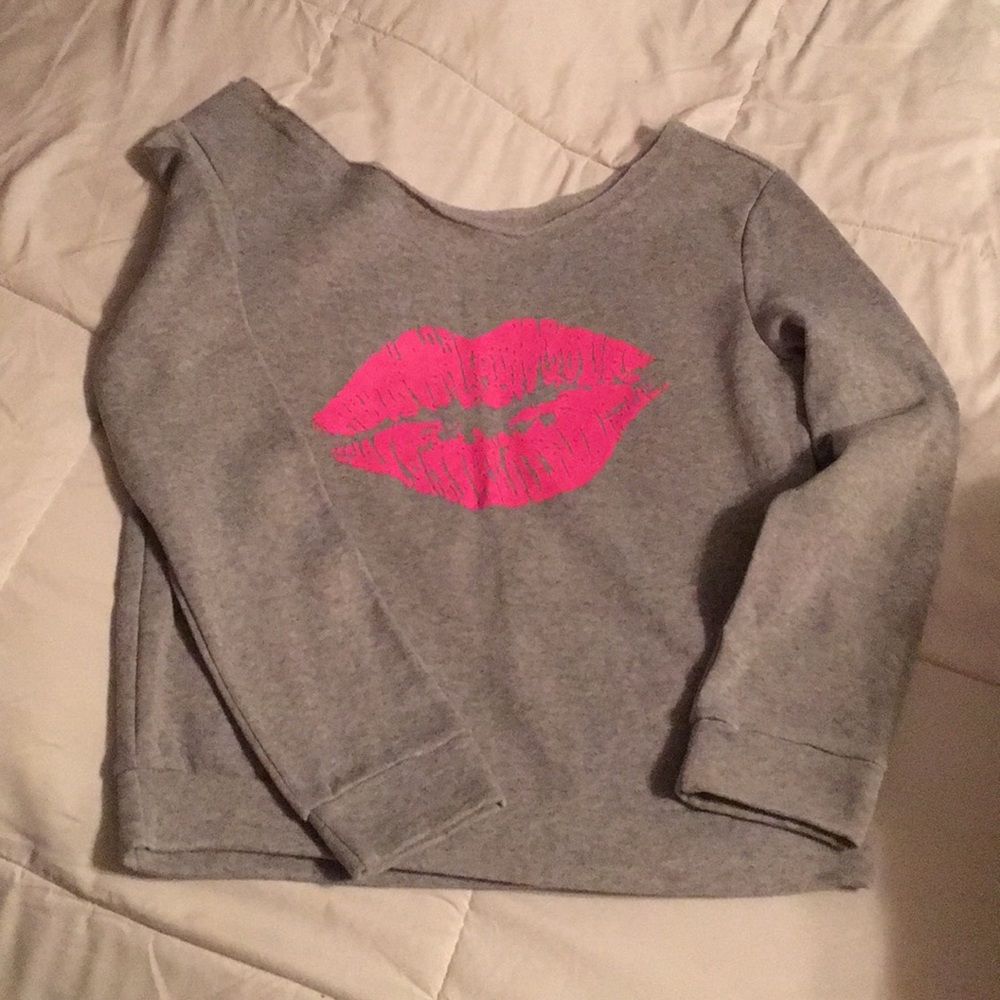 off shoulder sweatshirt lips